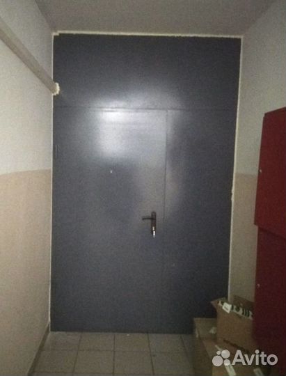 Тамбурная перегородка в общем коридоре