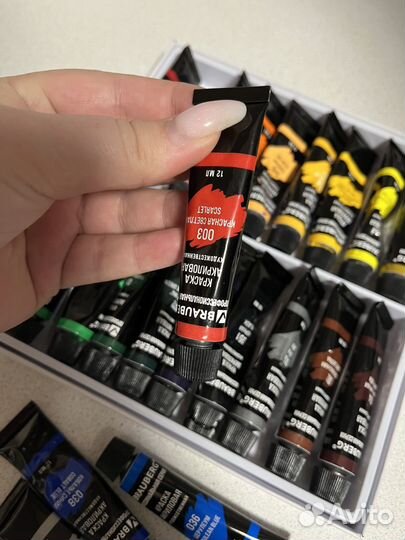 Акриловые краски Brauberg