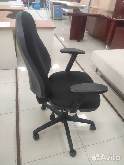 Компьютерное кресло, кресло офисное, кресло