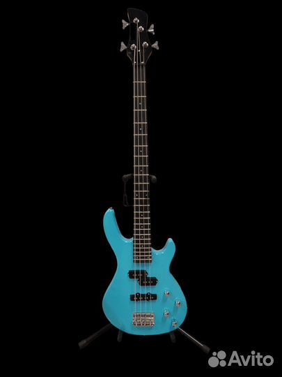 Басс гитара 4струны