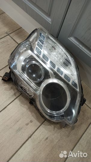 Стекло фары nissan x trail правое