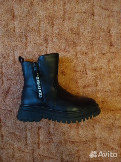 Ботинки и сапоги на девочку