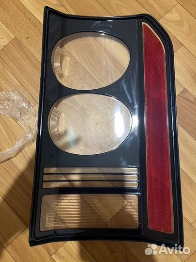 Стекло заднего фонаря discovery 4