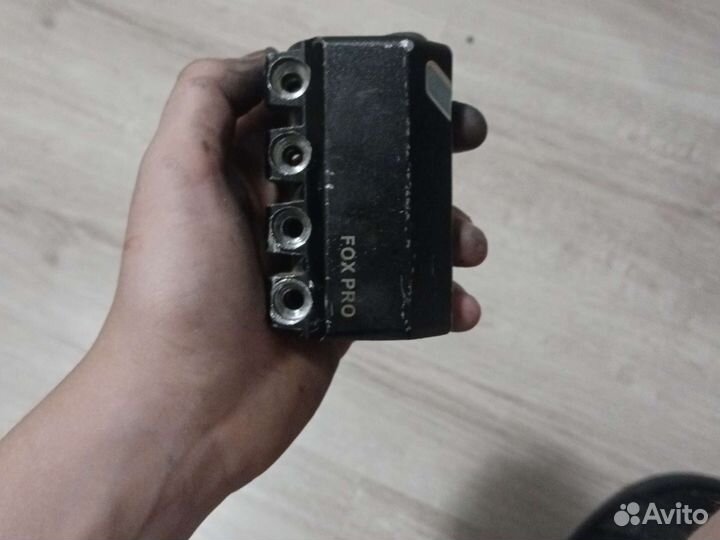 Зажим для трюкового самоката scs