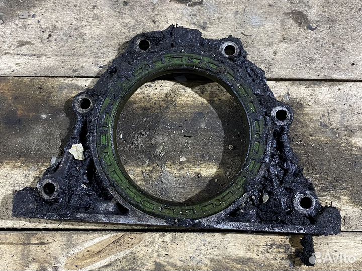 Крышка сальника ваз 2115