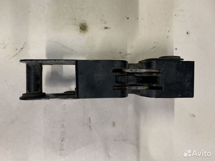 Замок капота Ауди А4 А5 Б8