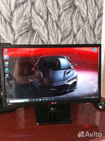 Монитор LG D2343PB
