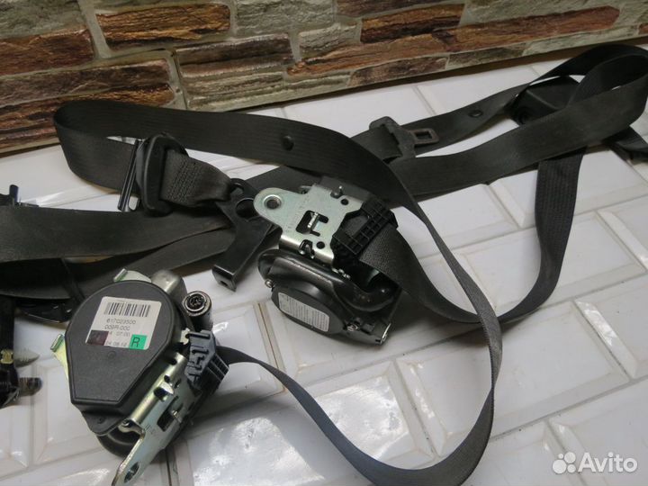 Ремень безопасности передний Opel Astra J опель