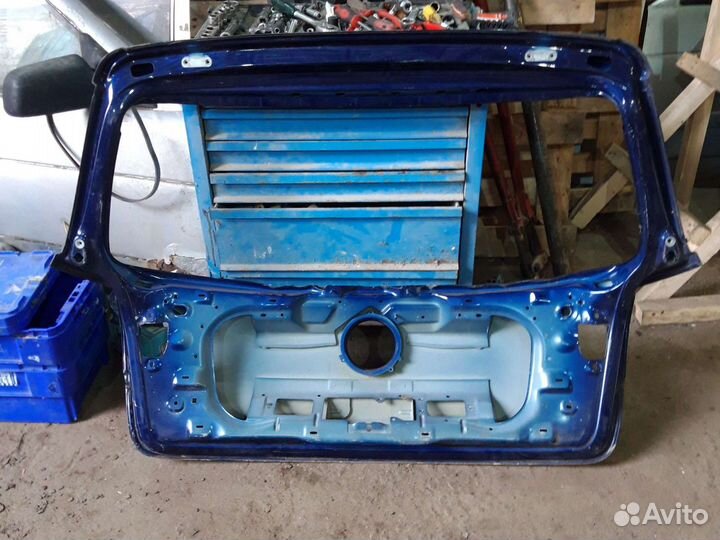 Крышка багажника для VW Golf 5