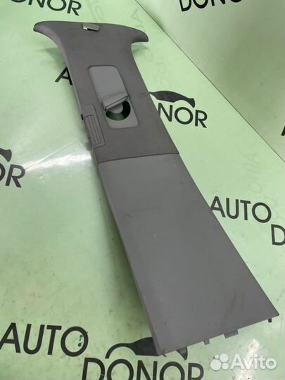 Накладка центральной стойки левая Volkswagen