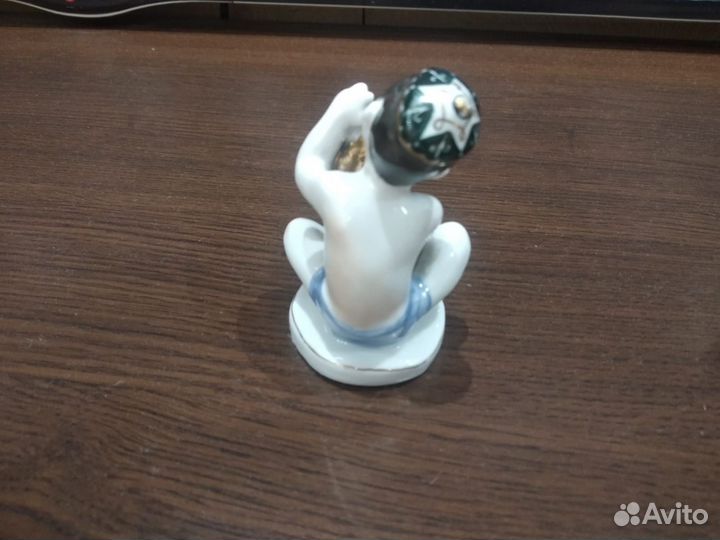 Коллекционная Статуэтка 