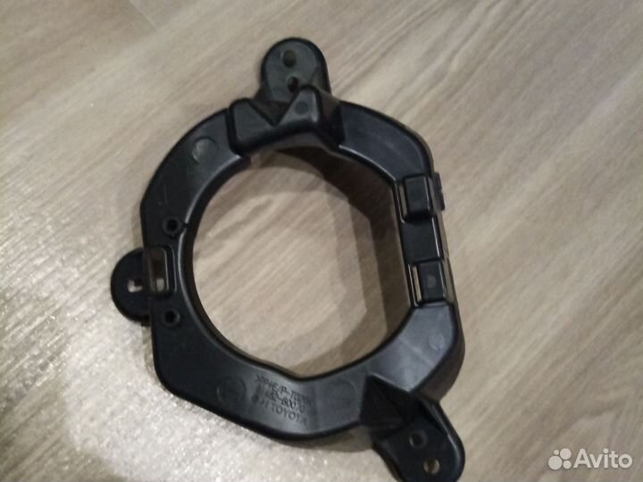 Кронштейн птф Toyota Land Cruiser 200