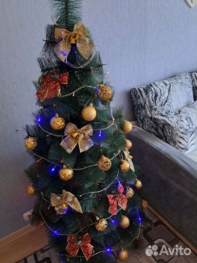 Елка искусственная