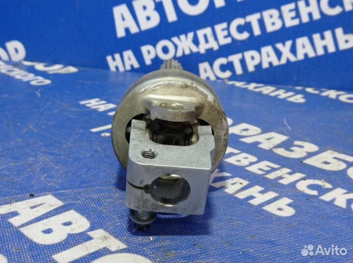 Рулевой карданчик Bmw E60 седан N52B25 2007