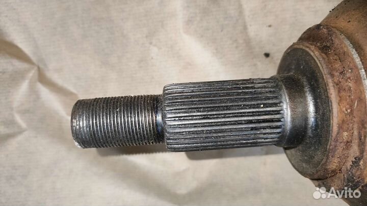 Полуось передняя правая Туарег