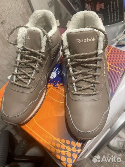 Кроссовки reebok женские