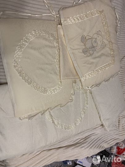 Комплект в детскую кроватку