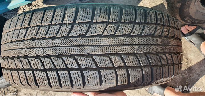 Triangle TR777 235/60 R18