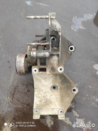 Кронштейн гидроусилителя Chevrolet Aveo (T250)