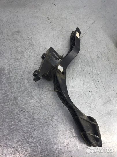 Педаль газа Hyundai Solaris RB G4FA 2010-2014