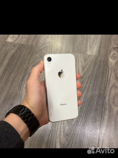 iPhone Xr, 128 ГБ