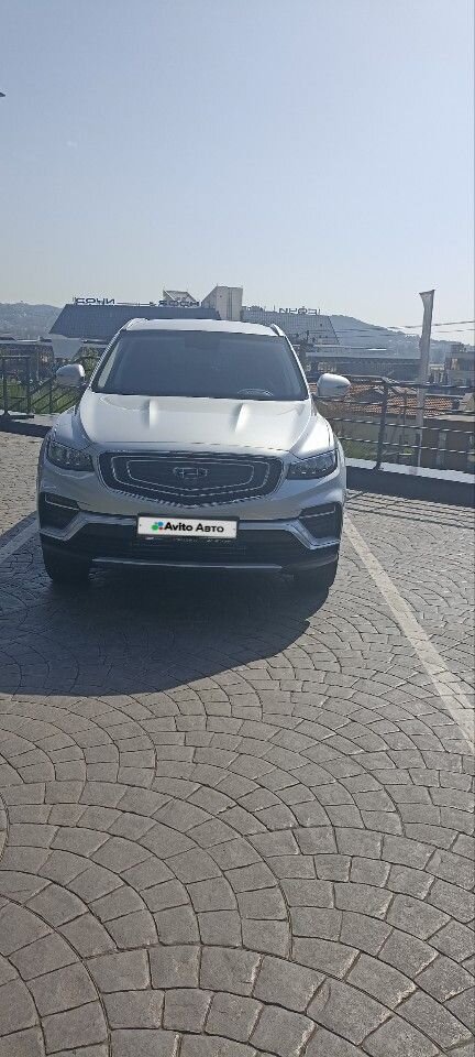 Geely Atlas Pro: фото из отзыва