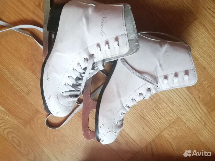 Коньки для девочки, б/у
