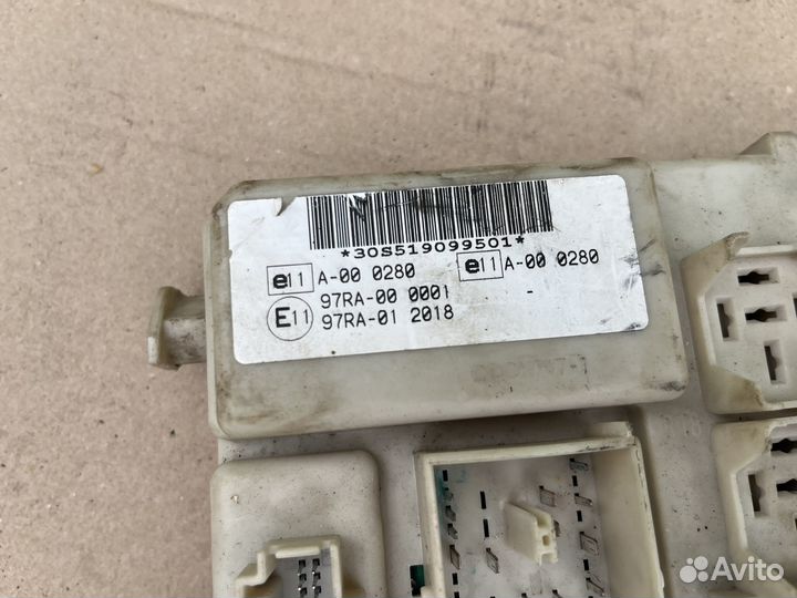 Монтажный блок Форд Фокус 2