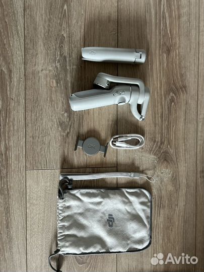 Стабилизатор трехосевой DJI OM 5, белый