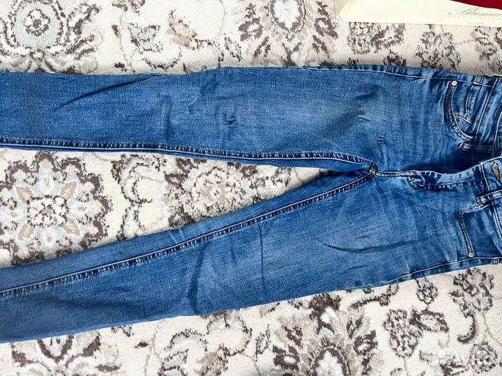 Джинсы