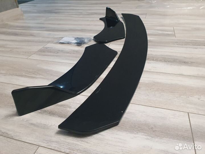 Сплиттер переднего бампера универсальный