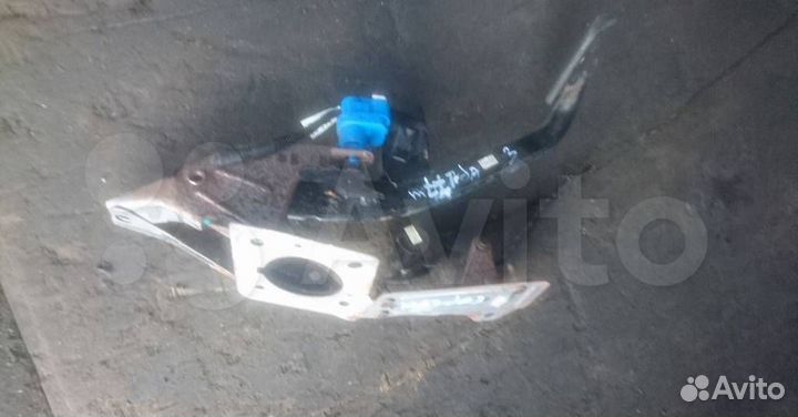 Педаль тормоза газа Mazda 3 BK 2003