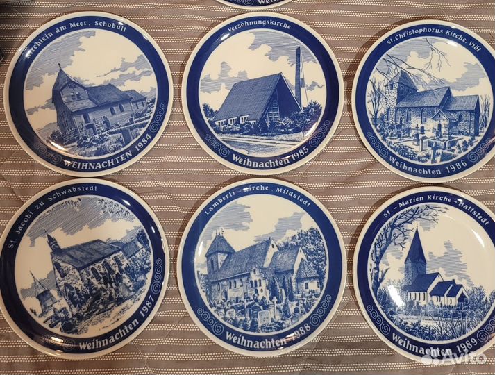 Тарелки голубые,рождественский фарфор