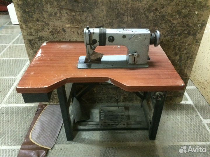 Швейная машинка