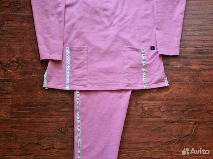 Спортивный костюм,женский