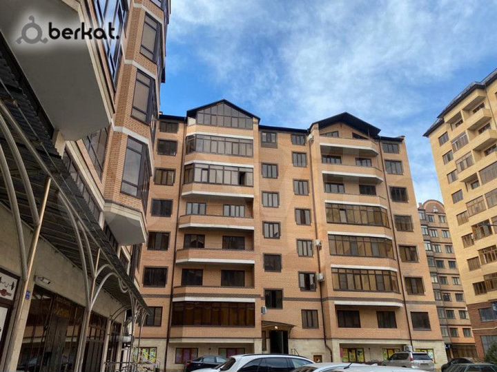 5-к. квартира, 200 м², 6/7 эт.