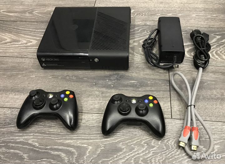 Xbox 360E 250GB Прошитая, 2 Джойстика, Hdmi + Игры