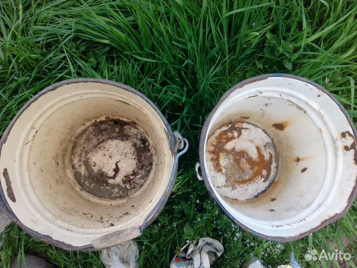 Вёдра эмалиров. и оцинков. для дачи