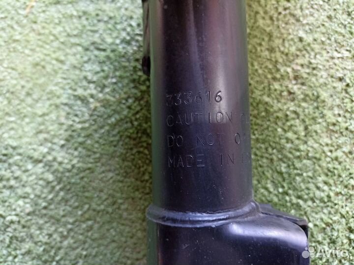 Амортизатор передний левый Ford Fiesta