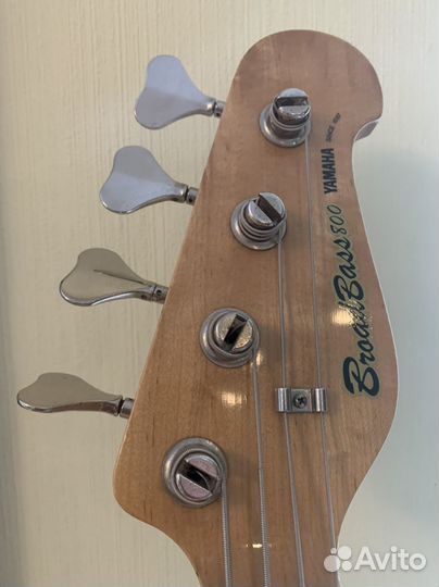 Бас гитара yamaha bb800
