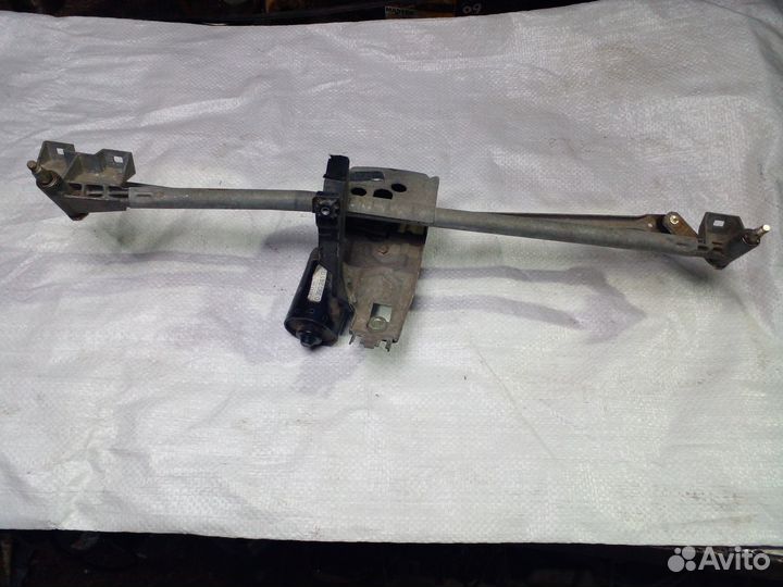 Мотор дворников с трапецией Audi A6 C45