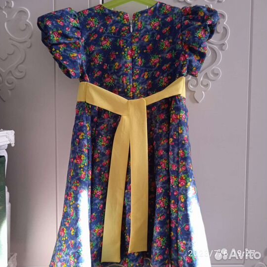 Платье очень красивое