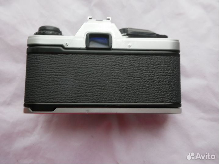 Olympus OM10 зеркалка, отличное состояние