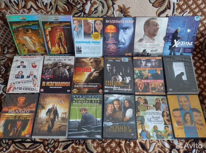 Видео диски, видео кассеты