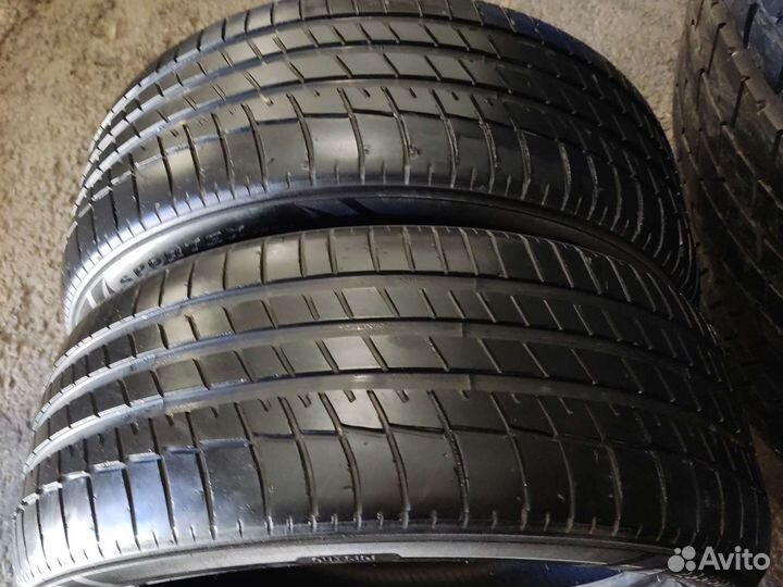 Triangle Sportex TSH11 235/50 R19 103W