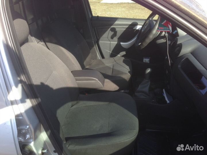 Бар (подлокотник) для Renault Logan