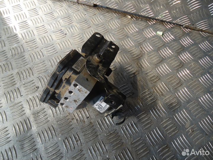 Блок ABS Kia Sorento XM 589102P970