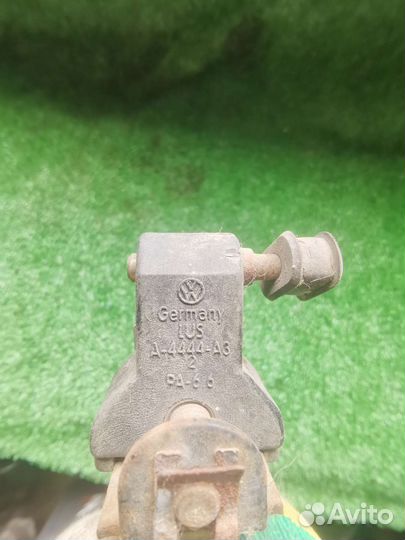 Педаль газа volkswagen polo mk3