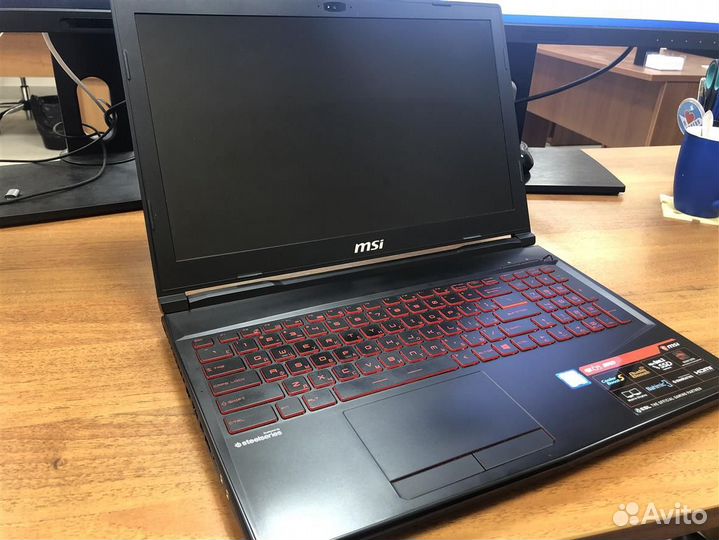 Ноутбук msi GL63 8RD