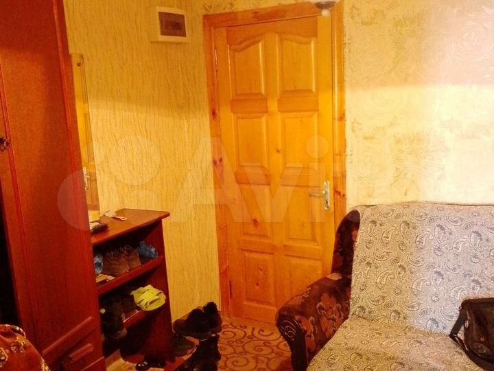 Доля в 2-к. квартире, 60 м², 15/15 эт.